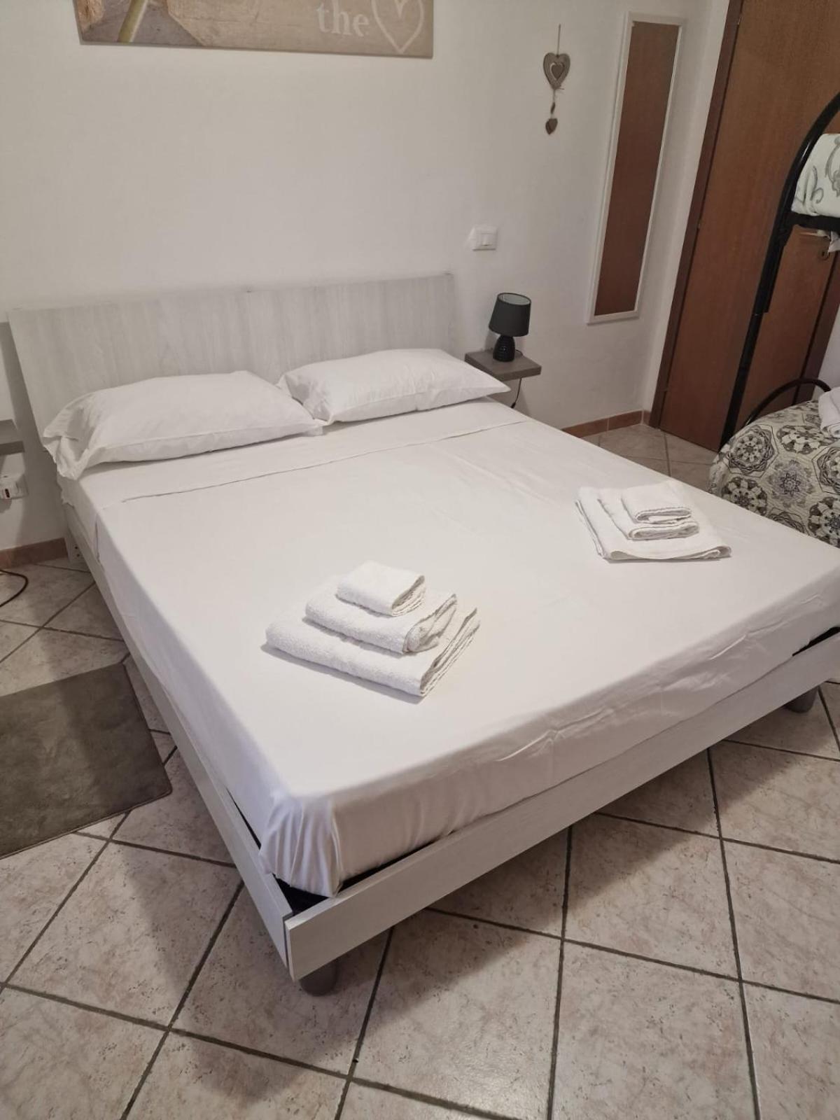 B&B Le Stanze Di Aurora Palermo Dış mekan fotoğraf